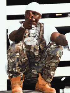 Mc Caro – Fiance Ft Harmonize