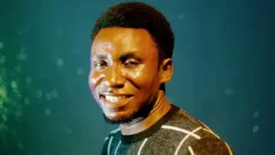 Komando Wa Yesu – Acha Nifurahi