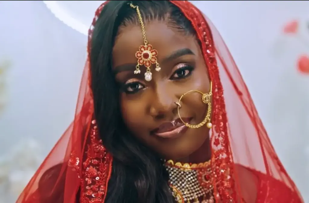 Lydia Jazmine – Ameenallah